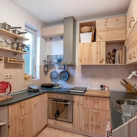 Apartment Vivid And Stylish 1 Bedroom *